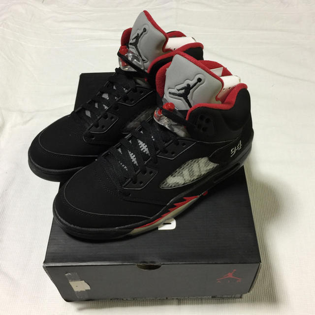 NIKE AIR JORDAN 5 supreme 8.5 26.5