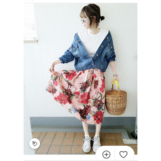 ZARA(ザラ)の【美品】ZARA 花柄スカート レディースのスカート(ひざ丈スカート)の商品写真