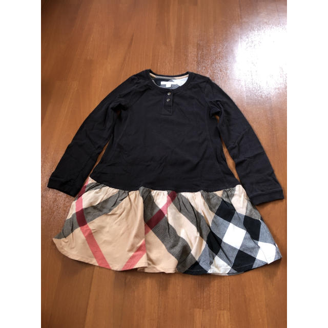 BURBERRY(バーバリー)のバーバリー  ワンピース 6y キッズ/ベビー/マタニティのキッズ服女の子用(90cm~)(ワンピース)の商品写真