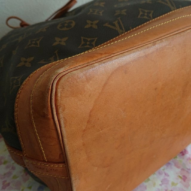 LOUIS VUITTON(ルイヴィトン)のルイヴィトン ノエ 巾着バック レディースのバッグ(ショルダーバッグ)の商品写真