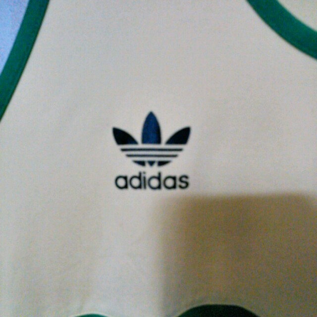 adidas(アディダス)の古着/Adidasタンク レディースのトップス(Tシャツ(半袖/袖なし))の商品写真