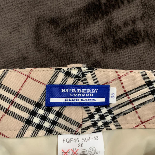 BURBERRY(バーバリー)のバーバーリー スラックス ブルーレーベル レディースのパンツ(カジュアルパンツ)の商品写真