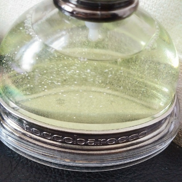 roccobarocco(ロッコバロッコ)のロッコバロッコ　スーヴニール　ディタリー　オード　パフューム　40ml コスメ/美容の香水(香水(女性用))の商品写真