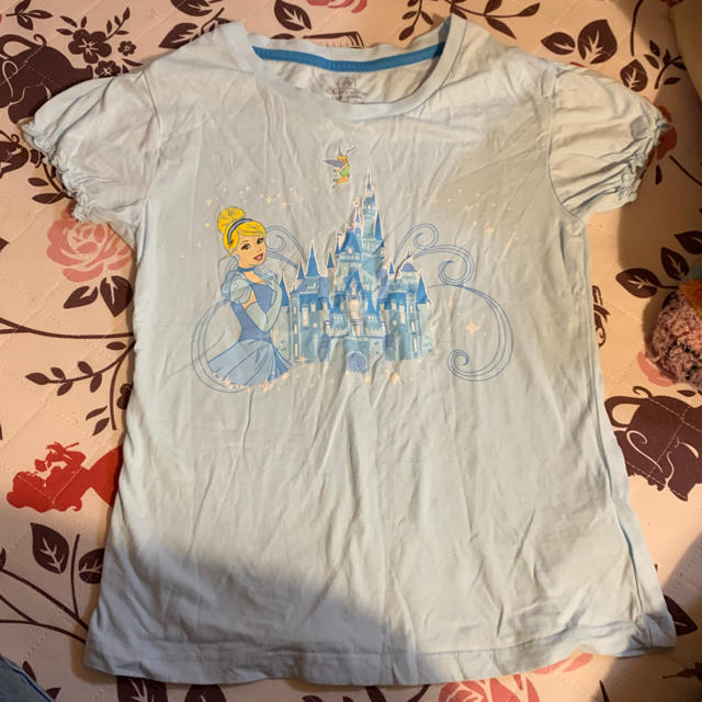 Disney(ディズニー)の上海ディズニー限定 ♡ シンデレラTシャツ キッズ/ベビー/マタニティのキッズ服女の子用(90cm~)(Tシャツ/カットソー)の商品写真