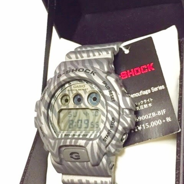 G-SHOCK(ジーショック)の激熱！ゼブラ柄！ DW-6900ZB-8JF G-SHOCK メンズの時計(腕時計(デジタル))の商品写真