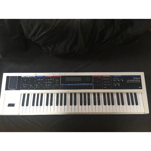 値下げ交渉可】Roland JUNO-DS はぶけ ホワイト(即購入可) 値下げ交渉可】Roland JUNO-DS はぶけ ホワイト(即購入可)