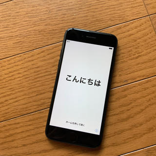 アップル(Apple)のiPhone7  32GB(スマートフォン本体)
