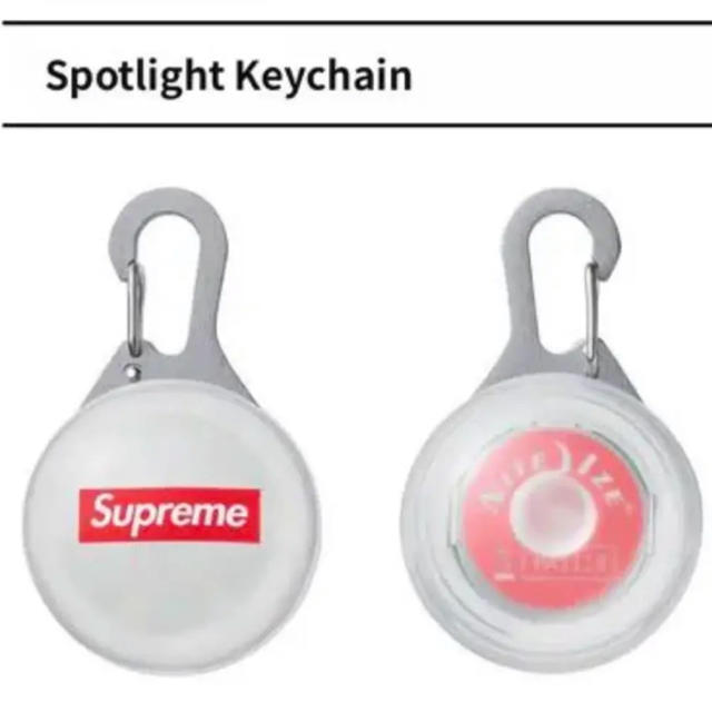 Supreme(シュプリーム)のSupreme SpotLit ステッカー付き メンズのファッション小物(その他)の商品写真