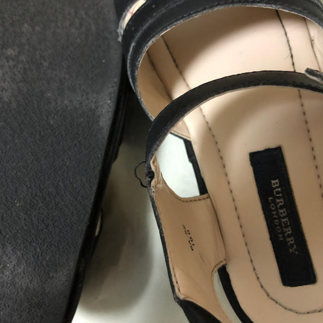 BURBERRY(バーバリー)のバーバリー Burberry サンダル 19㎝ キッズ/ベビー/マタニティのキッズ靴/シューズ(15cm~)(サンダル)の商品写真