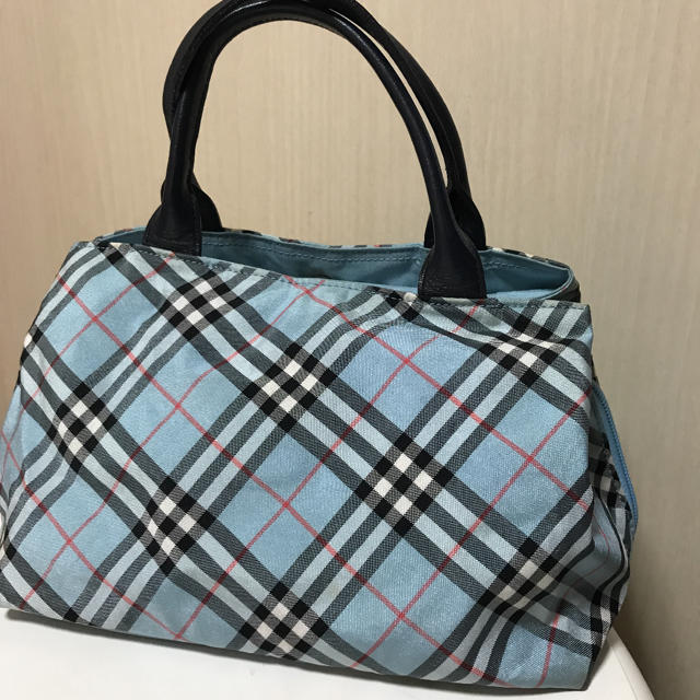 BURBERRY BLUE LABEL(バーバリーブルーレーベル)のreika様専用 burberry バーバリーバック レディースのバッグ(ハンドバッグ)の商品写真