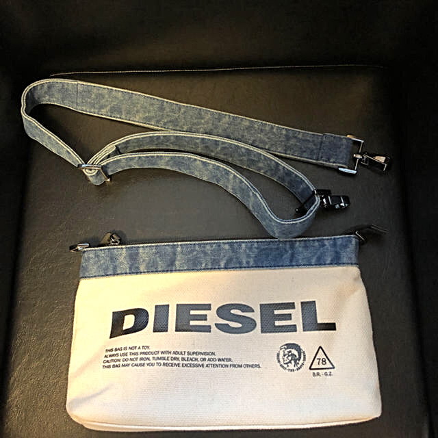 DIESEL(ディーゼル)のDIESEL ショルダーバック レディースのバッグ(ショルダーバッグ)の商品写真