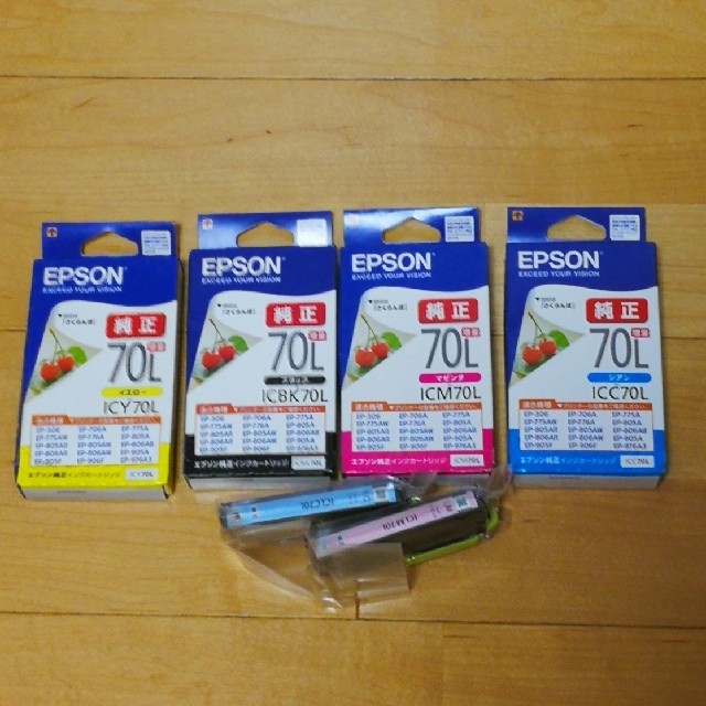 EPSON(エプソン)のエプソン　純正インク　70L（さくらんぼ）６色セット インテリア/住まい/日用品のオフィス用品(オフィス用品一般)の商品写真