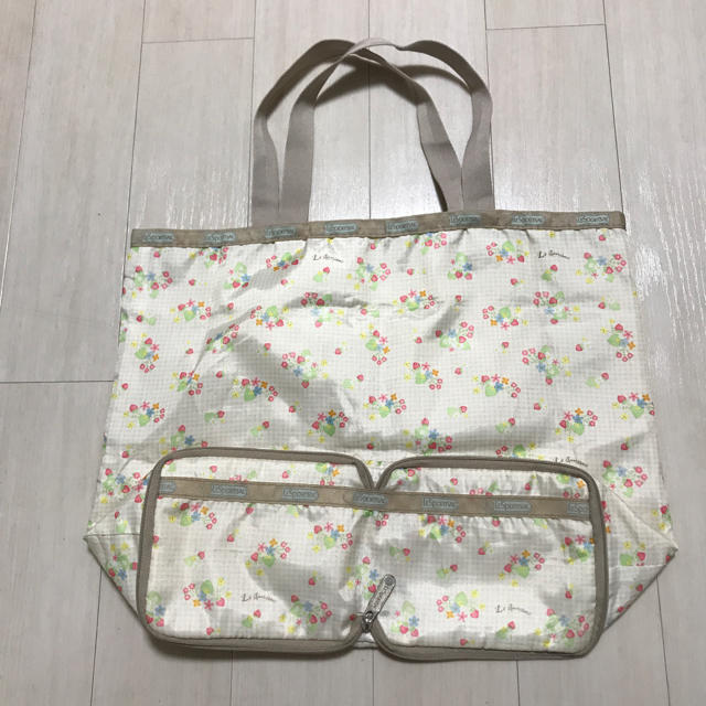 LeSportsac(レスポートサック)のレスポートサック  折りたたみエコバッグ レディースのバッグ(エコバッグ)の商品写真