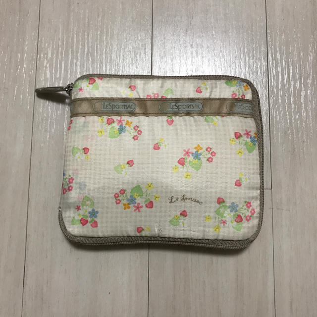 LeSportsac(レスポートサック)のレスポートサック  折りたたみエコバッグ レディースのバッグ(エコバッグ)の商品写真