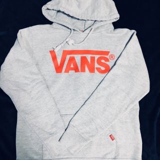 ヴァンズ(VANS)のVANS パーカー(パーカー)