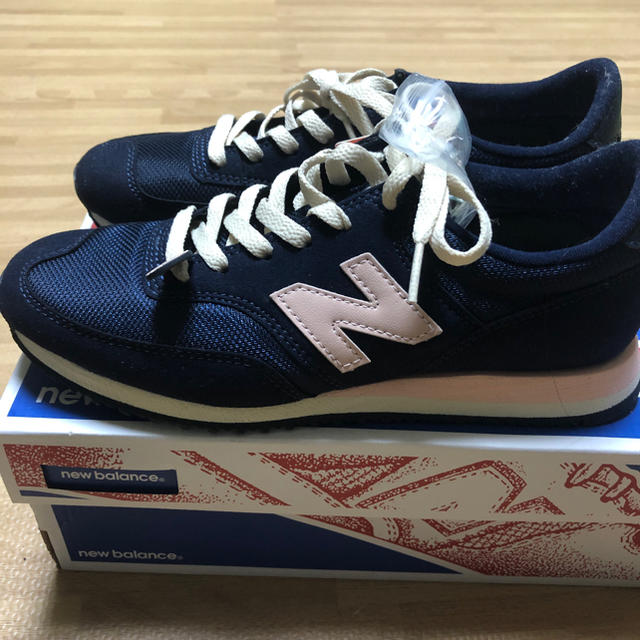 New Balance(ニューバランス)のニューバランス アースミュージックアンドエコロジー スニーカー 24センチ レディースの靴/シューズ(スニーカー)の商品写真