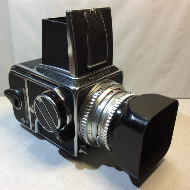 ハッセルブラッド 500C/M ／ C Planar 80mm f2.8 白鏡胴 スマホ/家電/カメラのカメラ(フィルムカメラ)の商品写真