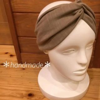 ＊handmade＊即購入OK✴︎大人用クロスターバン ヘアバンド(ヘアバンド)