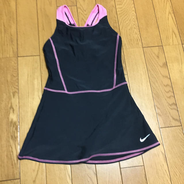 NIKE(ナイキ)のNIKE ☆ 140 ナイキ 水着 スカート キッズ/ベビー/マタニティのキッズ服女の子用(90cm~)(水着)の商品写真