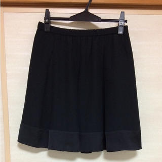 ユニクロ(UNIQLO)のタックフレアスカート シフォンx裾サテン(ひざ丈スカート)