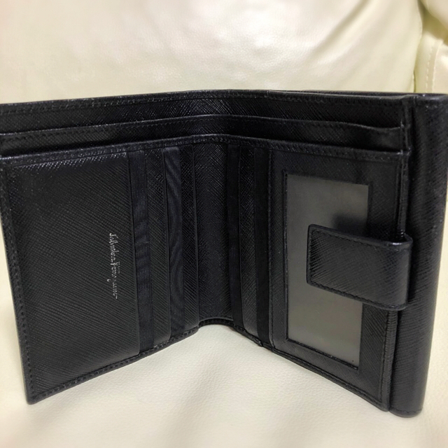 Ferragamo(フェラガモ)のフェラガモ 折り畳み財布 COACHバッグセット テルチン様専用です。 メンズのファッション小物(折り財布)の商品写真