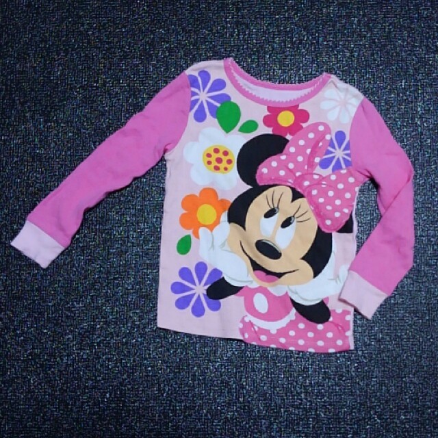 Disney(ディズニー)のパジャマ110女の子ディズニー キッズ/ベビー/マタニティのキッズ服女の子用(90cm~)(パジャマ)の商品写真