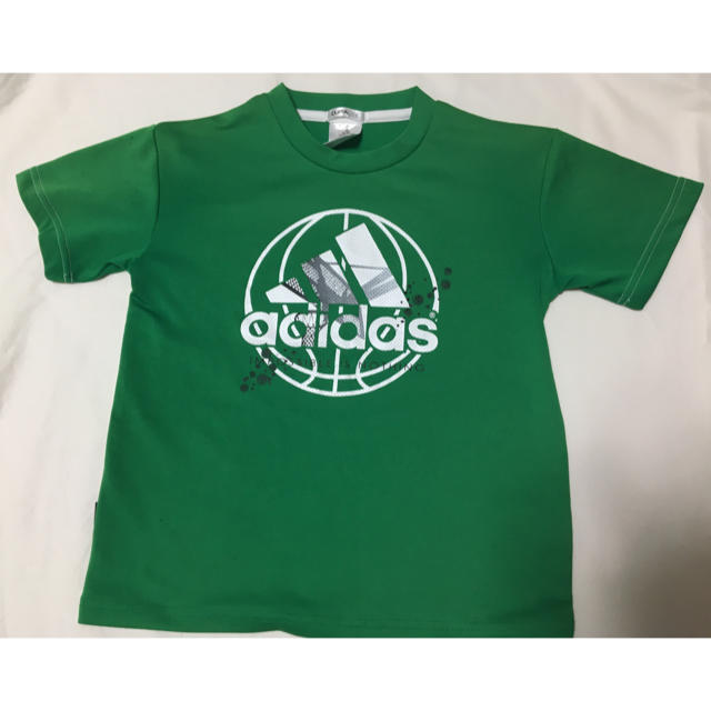 adidas(アディダス)のadidas アディダスTシャツ キッズサイズ130センチ スポーツ/アウトドアのサッカー/フットサル(ウェア)の商品写真