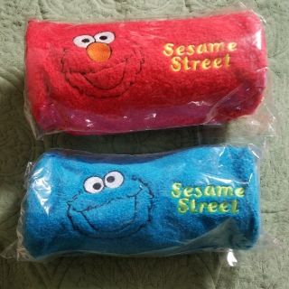 セサミストリート(SESAME STREET)の新品未使用！セサミストリートの多目的ポーチ赤、青２個セット(ペンケース/筆箱)