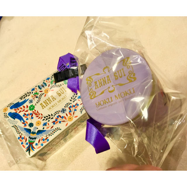 ANNA SUI(アナスイ)の【ラスト1点】ANNA SUI ヨックモック コンプリートセット 食品/飲料/酒の食品(菓子/デザート)の商品写真