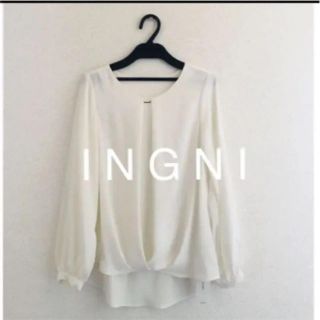 イング(INGNI)の2019最新★ I N G N Iピン付トロミ裾タックブラウス(シャツ/ブラウス(長袖/七分))