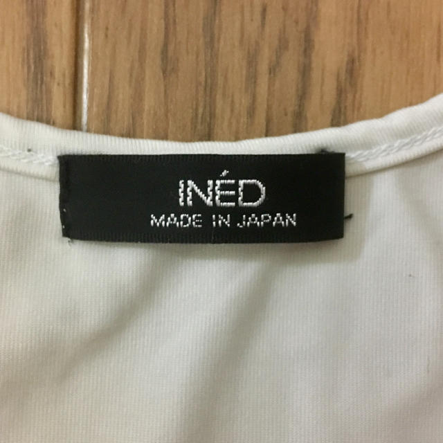 INED(イネド)のINED カットソー 9号 値下げしました！ レディースのトップス(カットソー(半袖/袖なし))の商品写真