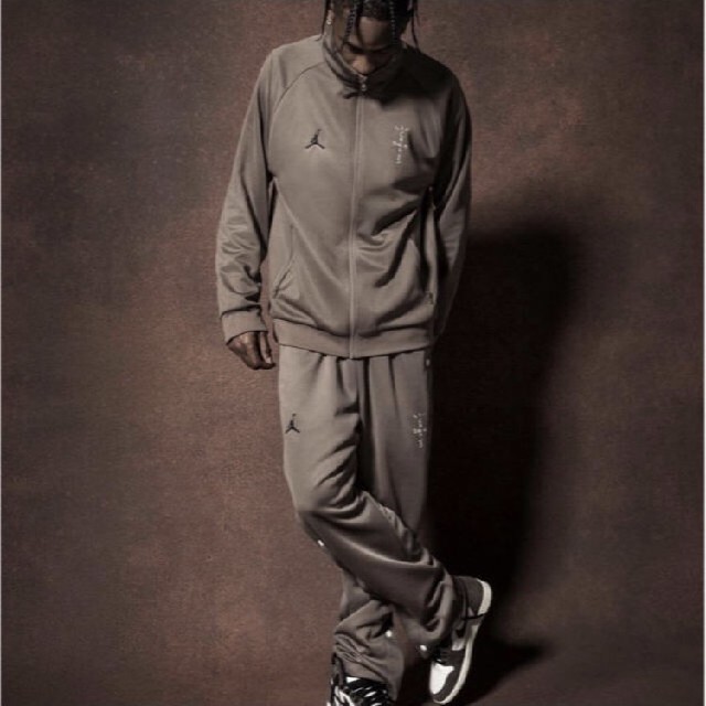 NIKE(ナイキ)のJORDAN TRAVIS SCOTT SRT TRACK PANTS  XS  メンズのトップス(ジャージ)の商品写真