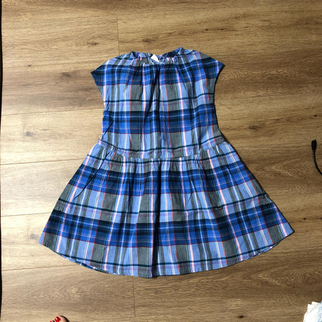 BREEZE(ブリーズ)の値下げしました！　ワンピース 130 キッズ/ベビー/マタニティのキッズ服女の子用(90cm~)(ワンピース)の商品写真