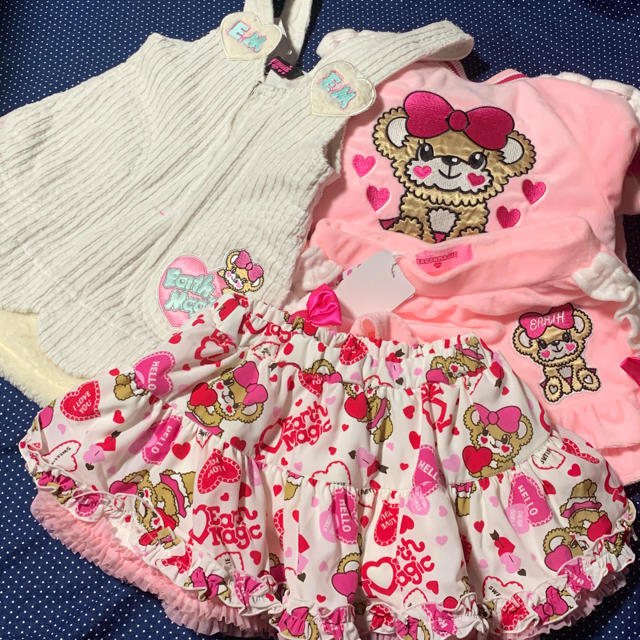 EARTHMAGIC(アースマジック)のみゆみゆ様専用です。 キッズ/ベビー/マタニティのキッズ服女の子用(90cm~)(Tシャツ/カットソー)の商品写真