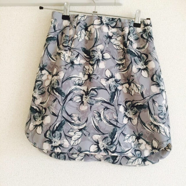 Noela(ノエラ)のNoela♡フラワー柄スカート レディースのスカート(ミニスカート)の商品写真