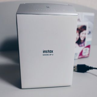 フジフイルム(富士フイルム)のスマホdeチェキ instax SHARE SP-2 シルバー(フィルムカメラ)