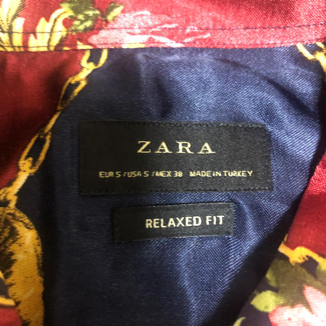 ZARA(ザラ)のZARA 花柄シャツ メンズのトップス(シャツ)の商品写真