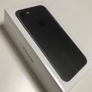 アップル(Apple)のiPhone7  32GB  Black ながす様専用(スマートフォン本体)