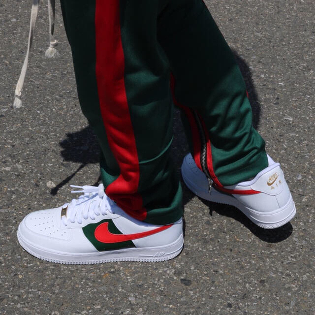 NIKE(ナイキ)のNIKE AIR FORCE 1 GUCCI カスタム メンズの靴/シューズ(スニーカー)の商品写真