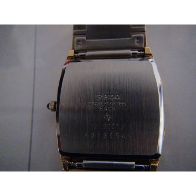 RADO(ラドー)のラドーの腕時計　電池式　クォーツ製　ジャンク品　メンズ メンズの時計(腕時計(アナログ))の商品写真