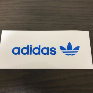 アディダス(adidas)の【縦7cm横16.5cm】 adidasステッカー(ステッカー)