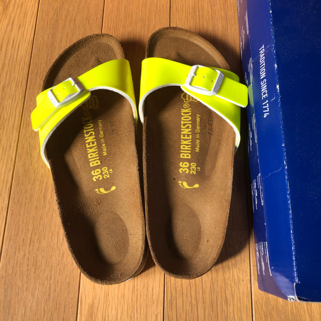 BIRKENSTOCK(ビルケンシュトック)のビルケン 新品 36 レディースの靴/シューズ(サンダル)の商品写真