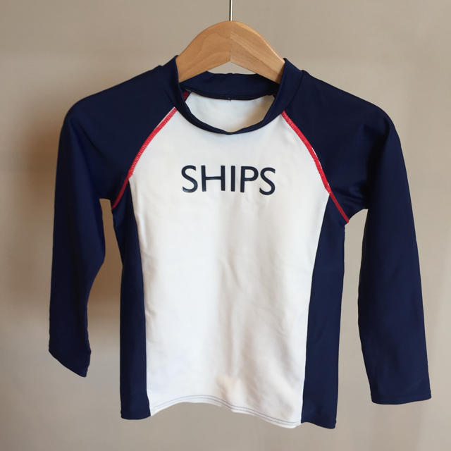 SHIPS KIDS(シップスキッズ)のSHIPS  キッズ ラッシュガード キッズ/ベビー/マタニティのキッズ服男の子用(90cm~)(水着)の商品写真