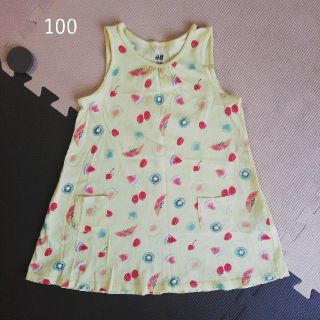 エイチアンドエム(H&M)の100 フルーツ柄ワンピース(ワンピース)