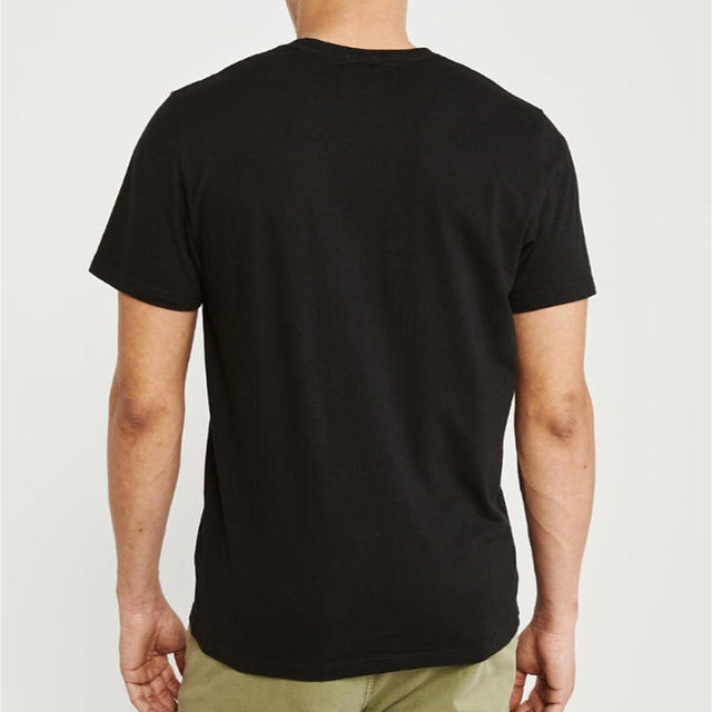 Abercrombie&Fitch(アバクロンビーアンドフィッチ)の【正規品】アバクロ A&F アップリケロゴTシャツ ブラック S メンズのトップス(Tシャツ/カットソー(半袖/袖なし))の商品写真