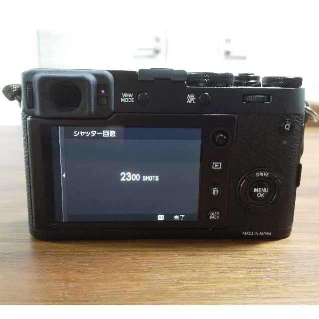 富士フイルム(フジフイルム)のシリアル910××× 富士フイルム X100F ブラック 美品  スマホ/家電/カメラのカメラ(コンパクトデジタルカメラ)の商品写真