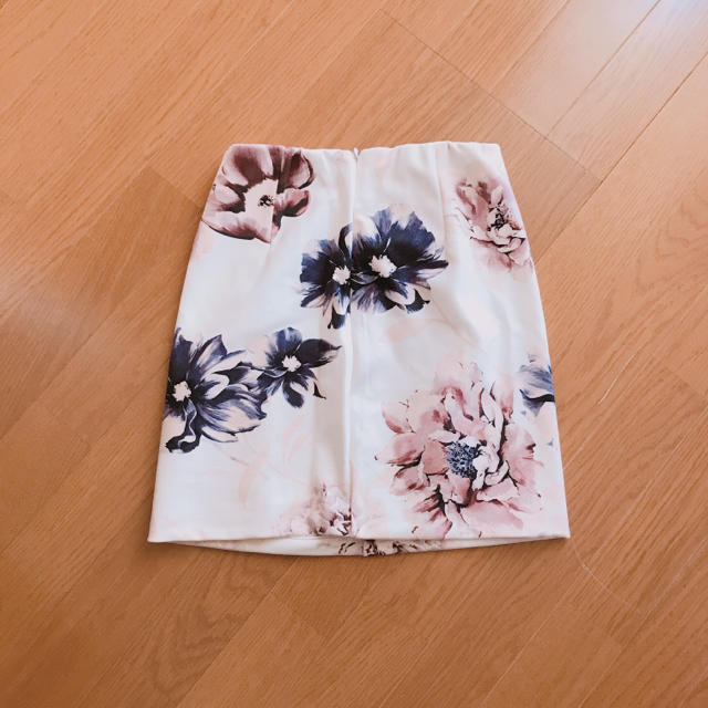 Delyle NOIR(デイライルノアール)のミニスカート レディースのスカート(ミニスカート)の商品写真