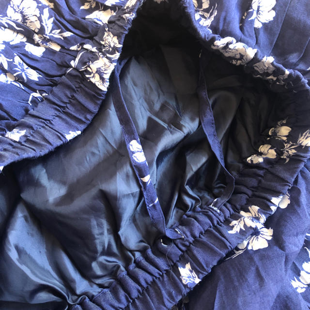 coen(コーエン)のネイビー花柄スカ-ト レディースのスカート(ロングスカート)の商品写真