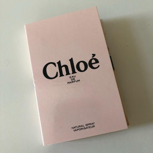 Chloe(クロエ)のY♡Sママ様専用クロエ オードパルファム サンプル コスメ/美容の香水(香水(女性用))の商品写真