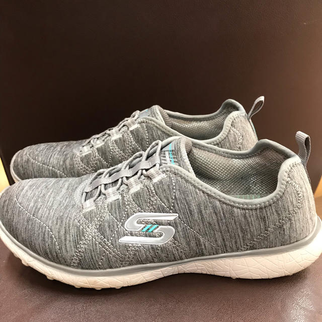 SKECHERS(スケッチャーズ)のなな 様 レディースの靴/シューズ(スニーカー)の商品写真